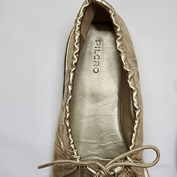 PILCRO Bow Tie Ballet Flats - Gold Size 7 - Picture 12 of 15